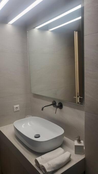 Holiday home φιλόξενο σπίτι στο βόλο *